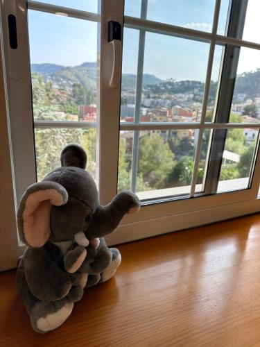 Casa con piscina y vistas en Vallirana/Barcelona