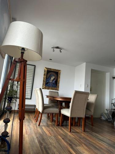 Habitaciones privadas cerca al mar en departamento compartido