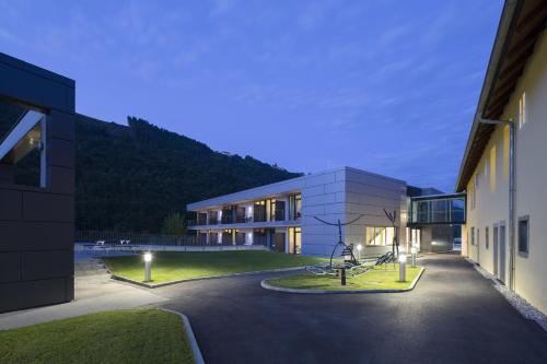 مدخل, Wesenufer Hotel & Seminarkultur an der Donau in Wesenufer