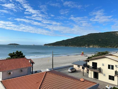 Golfinhos Apart Hotel - image 2