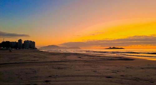 Praia de Pitangueiras - Ap Boa localização Wi-fi e Garagem