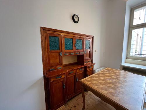 H. Kloss Rooms