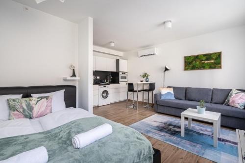 Everwood Studio with AC, Budapest