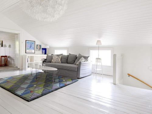 Five-Bedroom Holiday home in Hova 2 - image 12