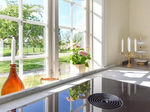 Five-Bedroom Holiday home in Hova 2 - image 10