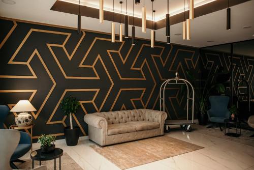. Hotel Lux Melide