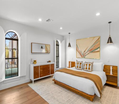 Las Casitas Extraordinaire in Paradise Valley