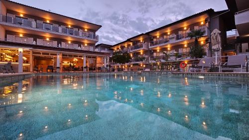 Sarantis Hotel, Ханиоти