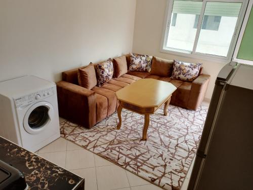 Kitchen, Nouveau Studio a Marjane avec la climatisation in Luxus