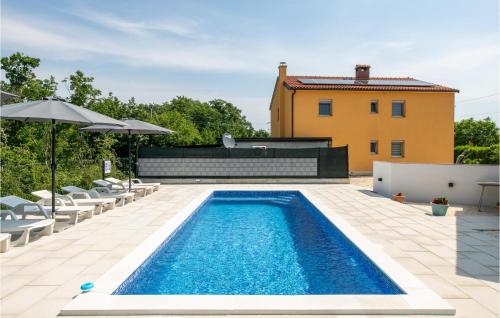 Nice Home In Labin With 4 Bedrooms, Wifi And Outdoor Swimming Pool