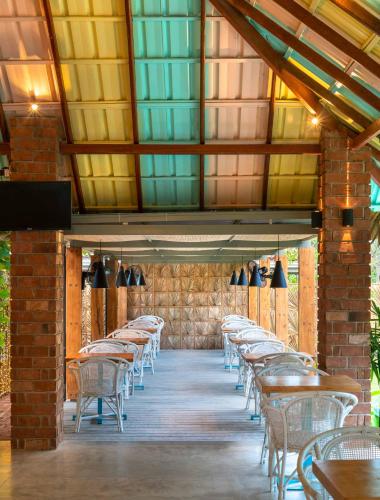 Bar/lounge, Palmera Eco Resort Nilaveli in Trincomalee