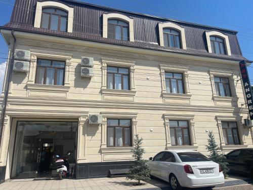 Art Angren Hotel – khách sạn tại Yusufkhona