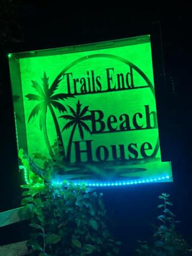 Trails End Beach House suite with hot tub