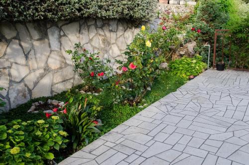 Olive Garden Apartments - image 10