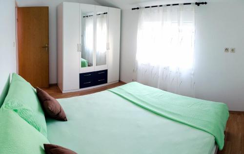Olive Garden Apartments - image 4