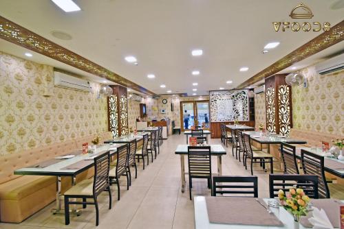 Étterem, SGN Hotels Pondicherry in Pondicherry