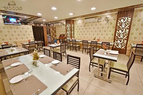 Étterem, SGN Hotels Pondicherry in Pondicherry