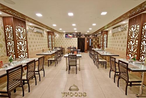 Étterem, SGN Hotels Pondicherry in Pondicherry
