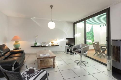 Grande maison avec patio au cœur du village - Apartment - Châteauneuf-du-Pape