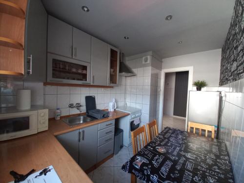 Cozinha, Apartament na Podwalu in Velho Subúrbio