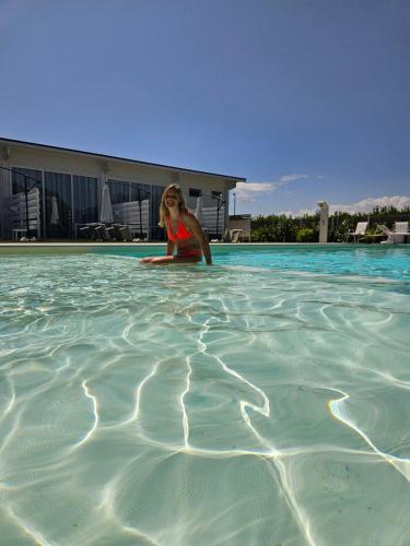 Luxury Pool Suites - Città Bianca