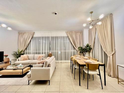 INA Homes-Tower 5 Perfect Burj Khalifa and Fountain Views - image 12