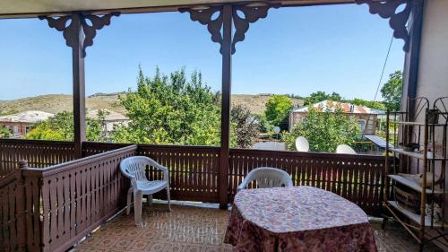 Μπαλκόνι/βεράντα, Kakheti Apartment in Dedoplis Tskaro