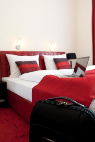 Hotel Esplanade – Cologne, IA
