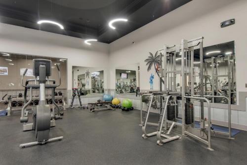 Palms Resort #2613 by RealJoy Vacations - image 10