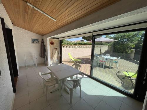 Villa image 5