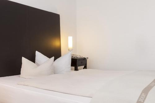 1 twin bed