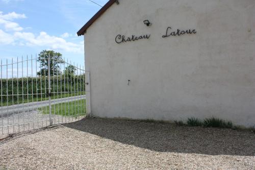 Château Latour - image 13
