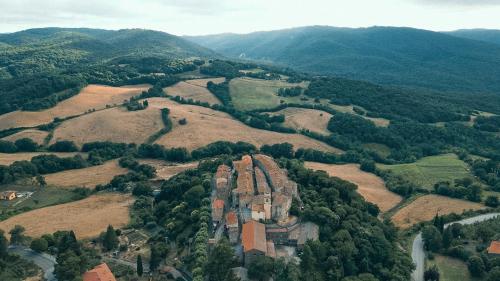 Il Cantuccio di Monteverdi Marittimo, Borgo di Canneto
