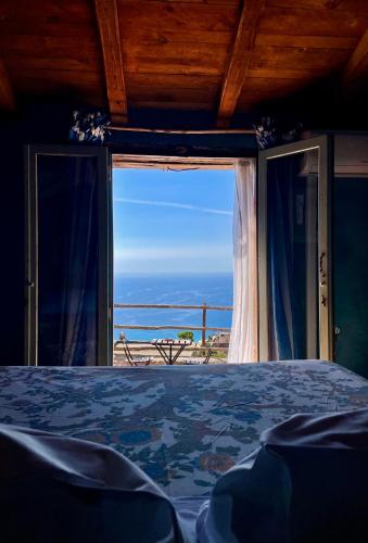 Double Room with Terrace and Sea View 