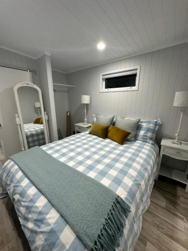 BENROSE FARM COTTAGES in Porirua