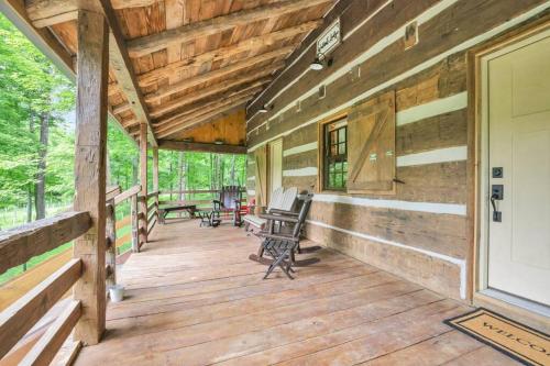 Walnut Lodge Cabin-Private Oasis