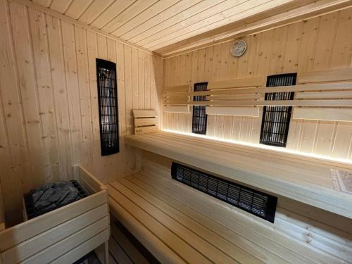 Saun, Chill Hill House in Donji Koncovcak