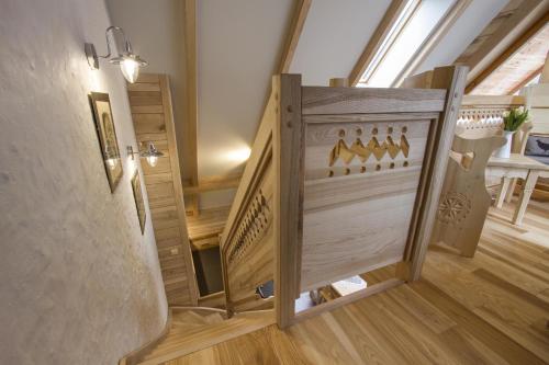 Apartment with Balcony - J image 7