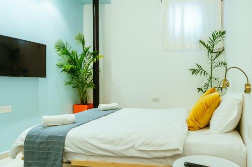 room detail thumbnail 0