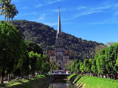 Centro de Petrópolis perto de tudo