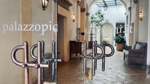 Hotel Palazzo Piccolomini - image 12