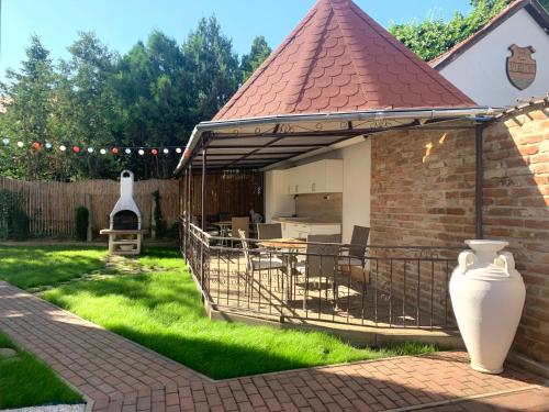 Villa Lillybeth - Lake Balaton in Keszthely City Center