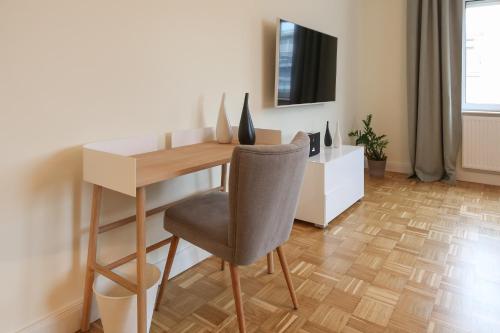 Green Mango City Condo - image 11
