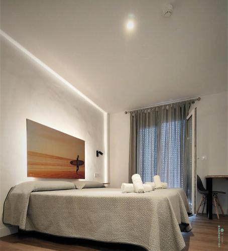 Double or Twin Room with Balcony image 5