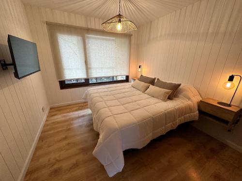 One-Bedroom Apartment image 8
