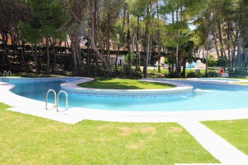 Apartamento con vistas, piscina, tenis y cine in Dehesa de Campoamor
