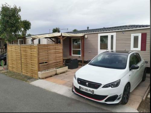 Mobil home climatisé 6 personnes avec piscine - Camping - Fréjus