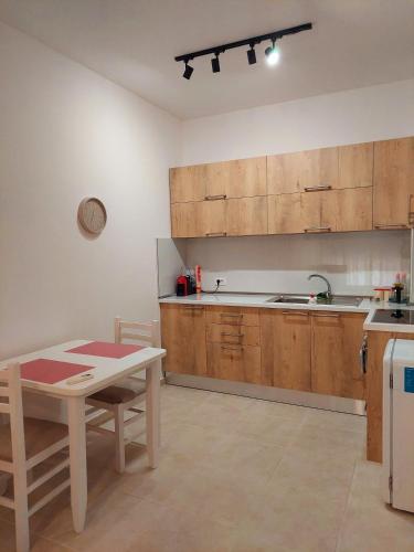 Apartment image 7