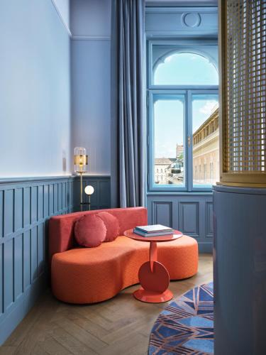 W Budapest - image 3