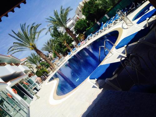 M. Moniatis Hotel, Lemesos